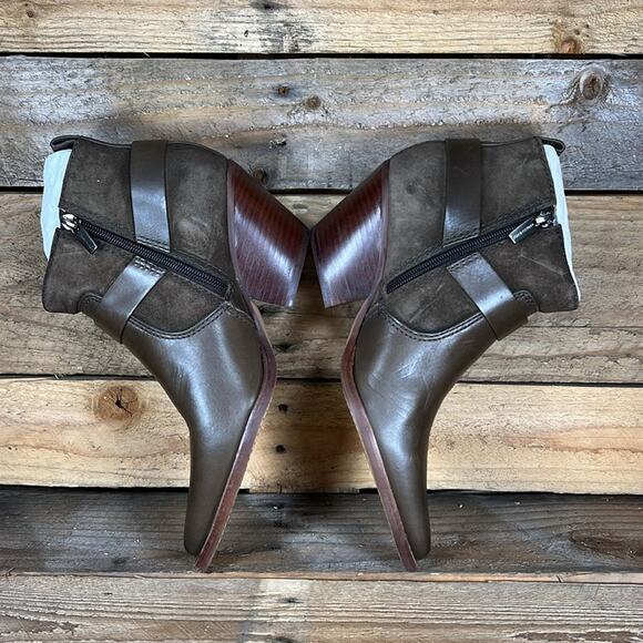 Vince Camuto Nenanie Bootie - Brown - 7.5 - New without box - Picture 6 of 8